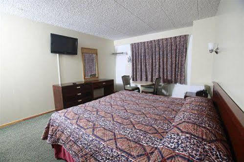 Meadowbrook Motor Lodge Jericho Екстериор снимка