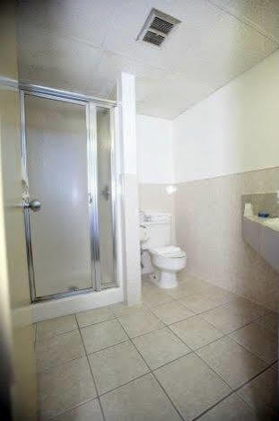 Meadowbrook Motor Lodge Jericho Екстериор снимка